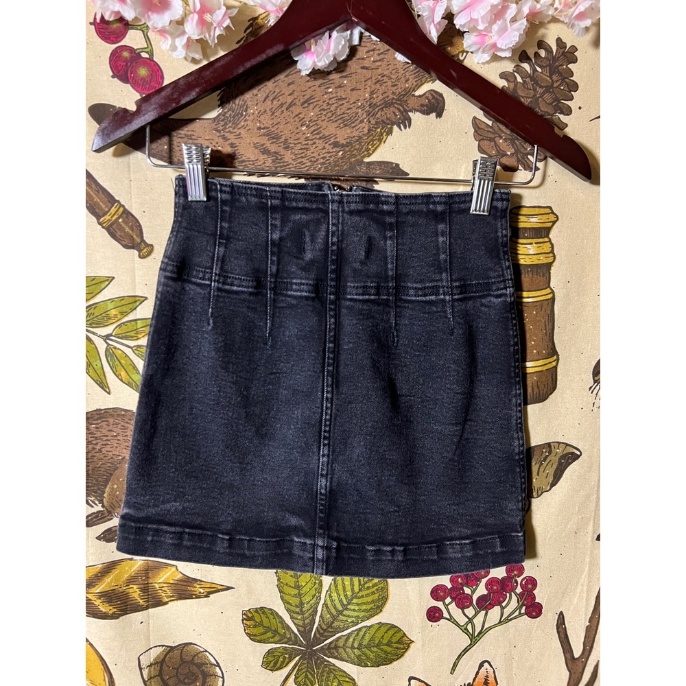 We The Free Denim Mini Skirt 25 Black Front Zip - Picture 3 of 6